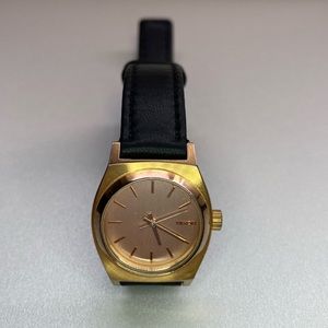Nixon The Small Time Teller rose gold watch
